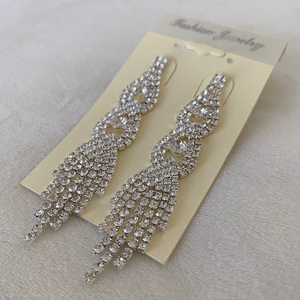 Chandelier clear crystal rhinestone silver earrings wedding bridal New - Picture 7 of 7